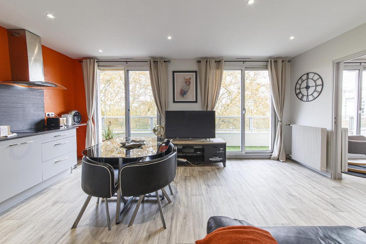 Chic Appartement Vue Sur Parc Au Calme 昂热 外观 照片